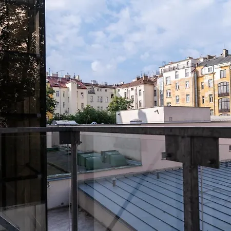 Lägenhet Designed Next To Vaclav Square With Terrace And Private Garage Prag
