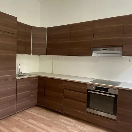 Апартаменты Designed Next To Vaclav Square With Terrace And Private Garage *
